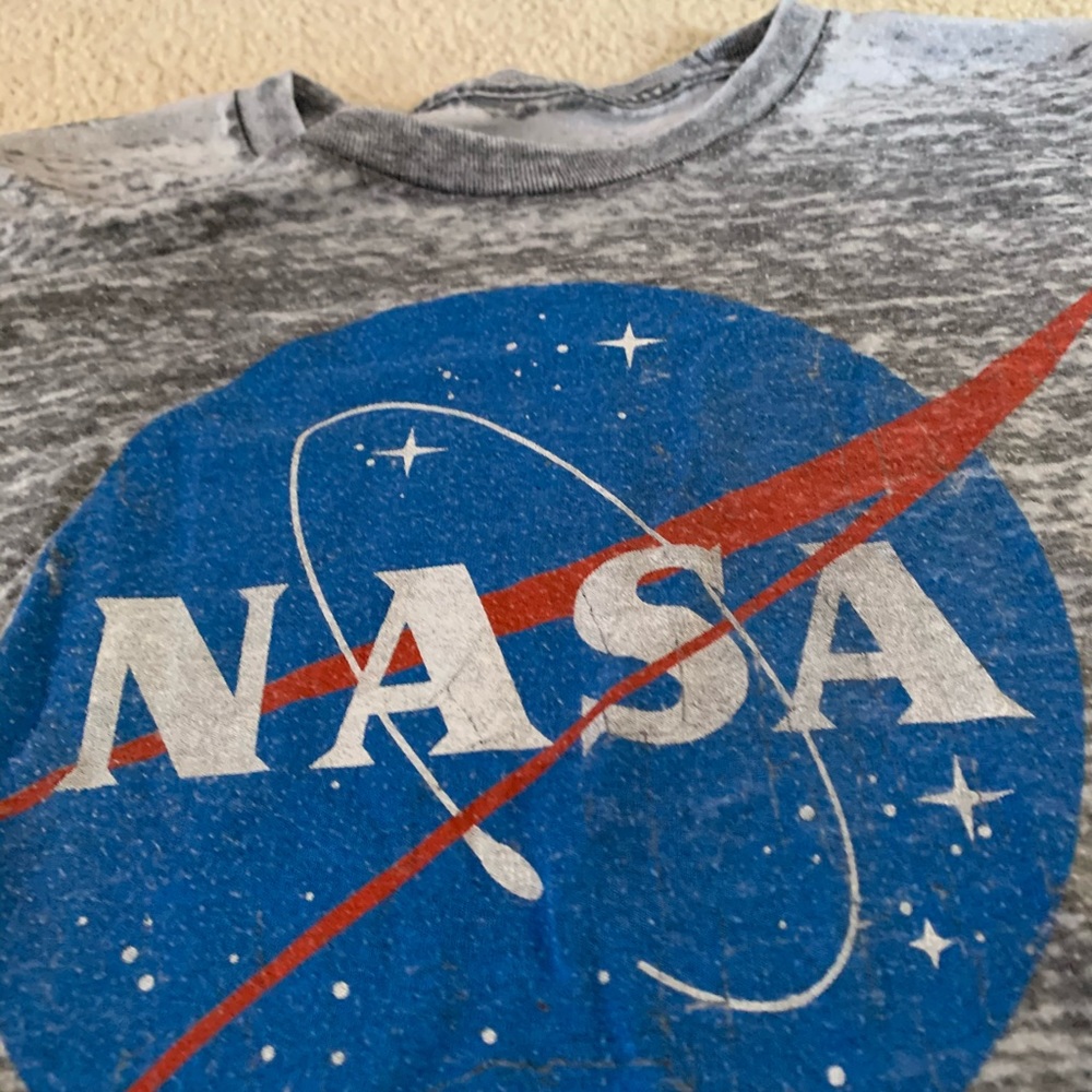 NASA t-shirt - Picture 2 of 2